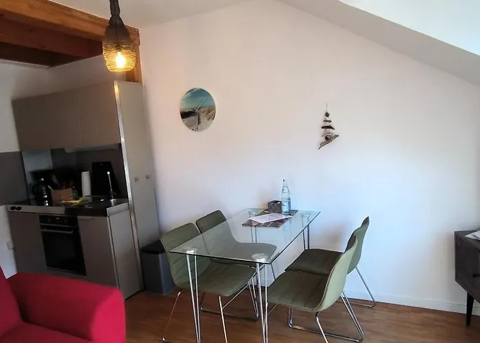 Strandparadies 11 דירה *